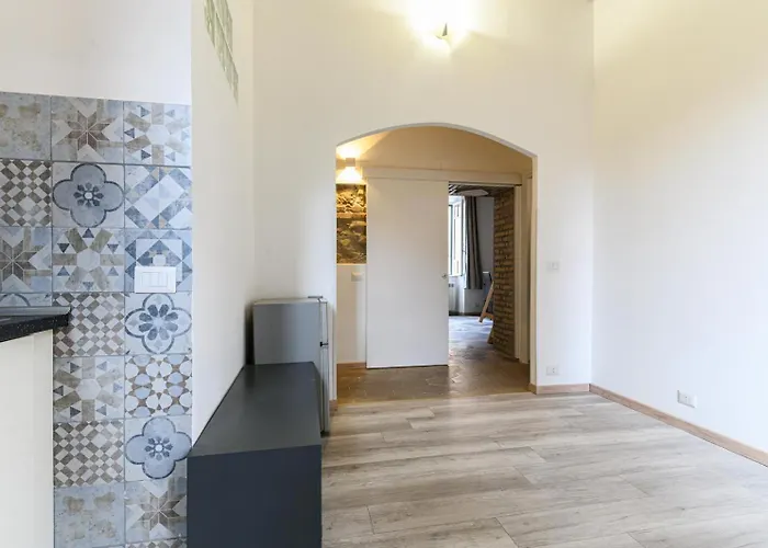 Caracciolo House